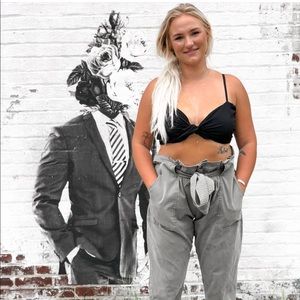 Front tie strong crop top